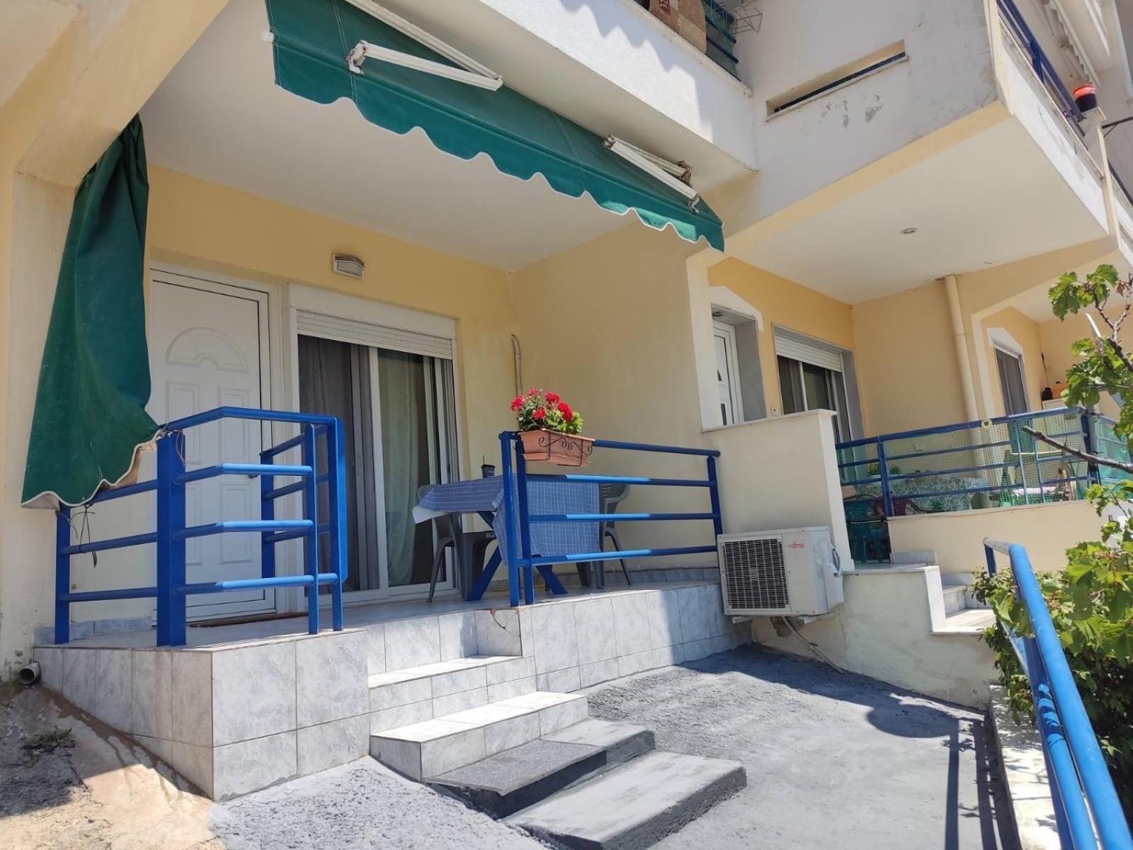 Small Beauty Studio Kavala Exterior photo
